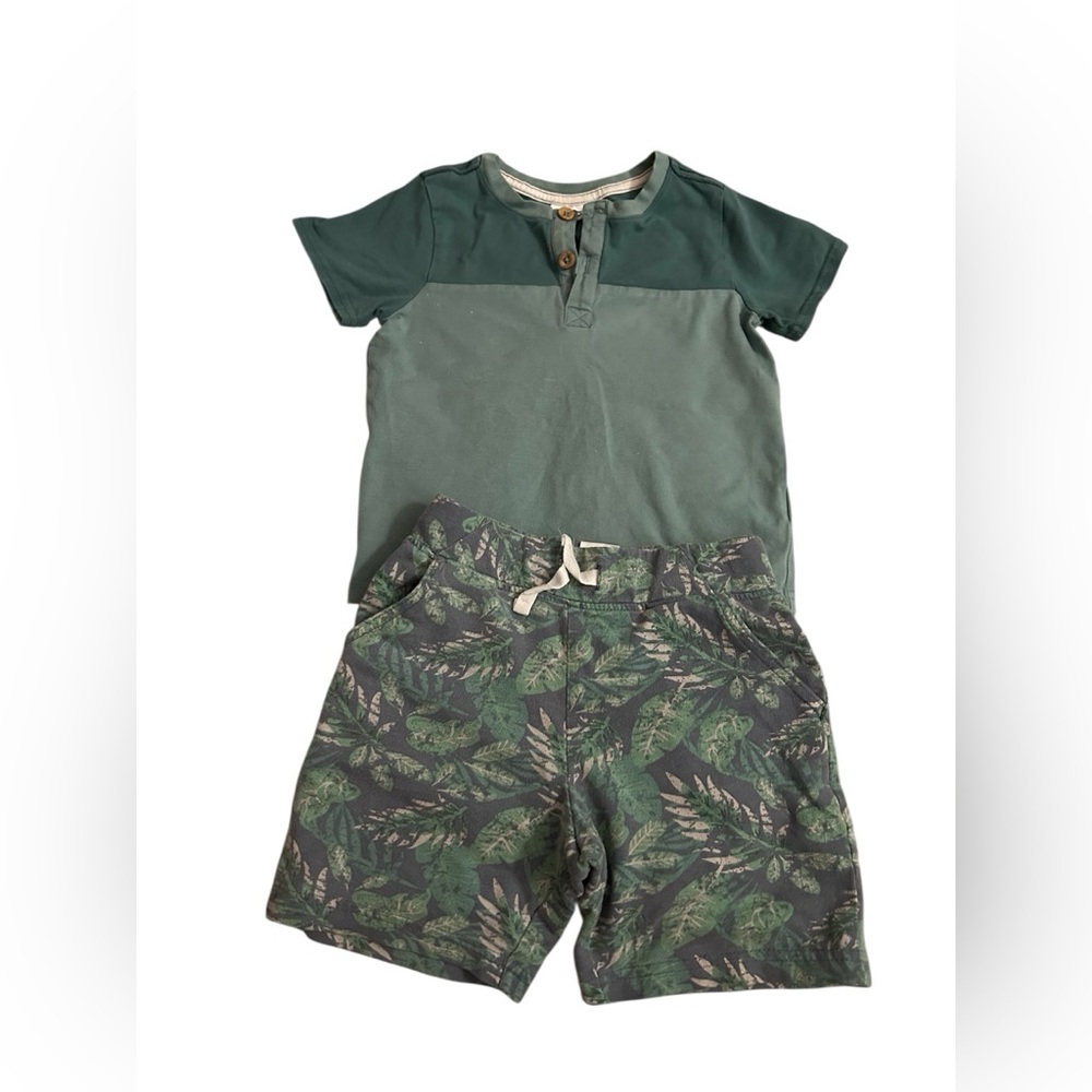 Green Henley Shirt and Leaf Print Shorts Set for kids